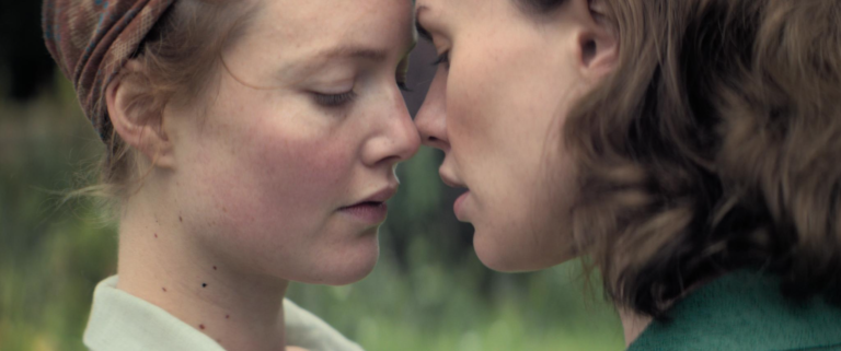 Trailer Watch Anna Paquin And Holliday Grainger Fall In Love In “tell 9494