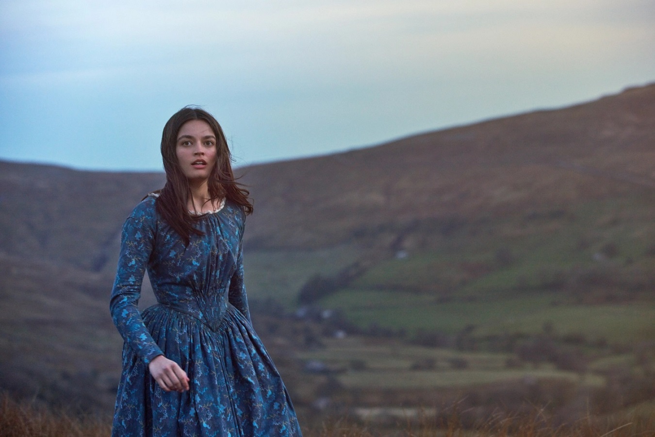 Frances O’Connor’s “Emily” Lands at Bleecker Street, Emma Mackey Stars in the Emily Brontë Biopic