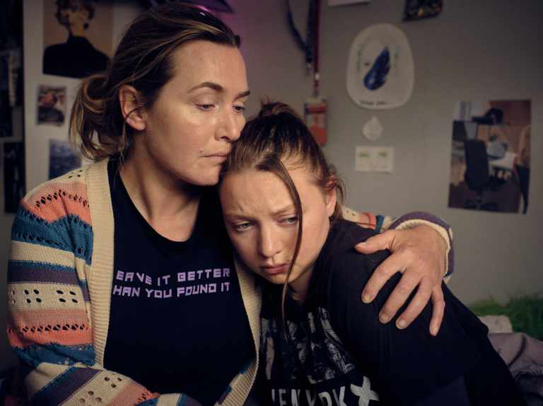 Trailer Watch: Kate Winslet & Mia Threapleton Lead Mother-Daughter Drama “I Am Ruth”