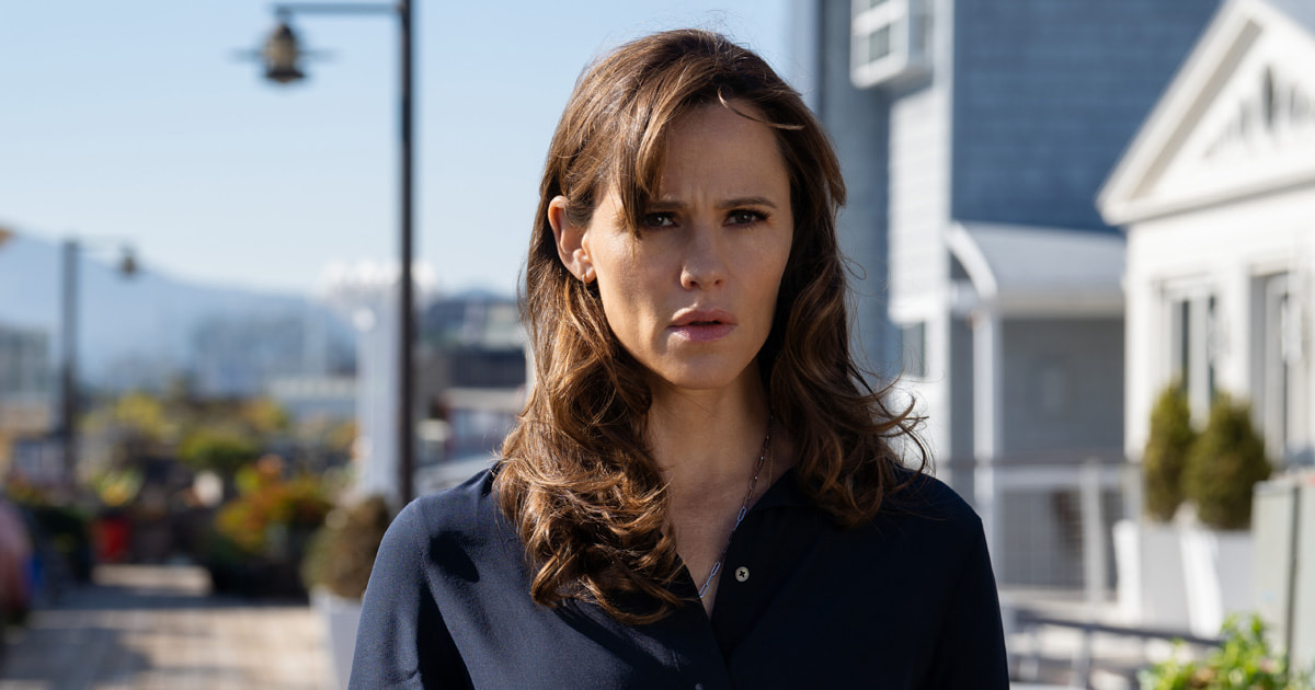 Trailer Watch: Jennifer Garner Investigates Her Husband’s Disappearance in “The Last Thing He Told Me”